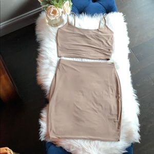 Missguided 2 piece. Tan size US 8 never worn.